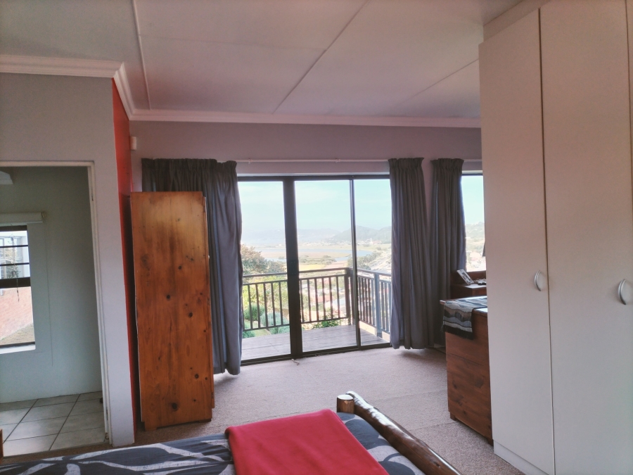 6 Bedroom Property for Sale in Grootbrakhoogte Western Cape